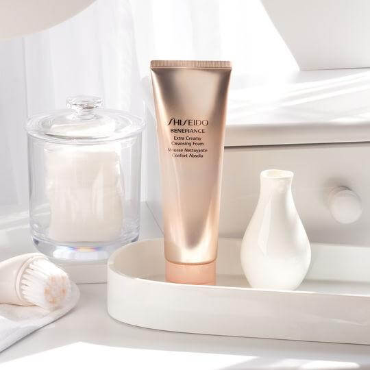 SHISEIDO,SHISEIDO Benefiance Extra Creamy Cleansing Foam,SHISEIDO Benefiance Extra Creamy Cleansing Foam ราคา,SHISEIDO Benefiance Extra Creamy Cleansing Foam รีวิว,SHISEIDO Benefiance Extra Creamy Cleansing Foam ใช้ดีไหม,SHISEIDO Benefiance Extra Creamy Cleansing Foam ขนาดทดลอง